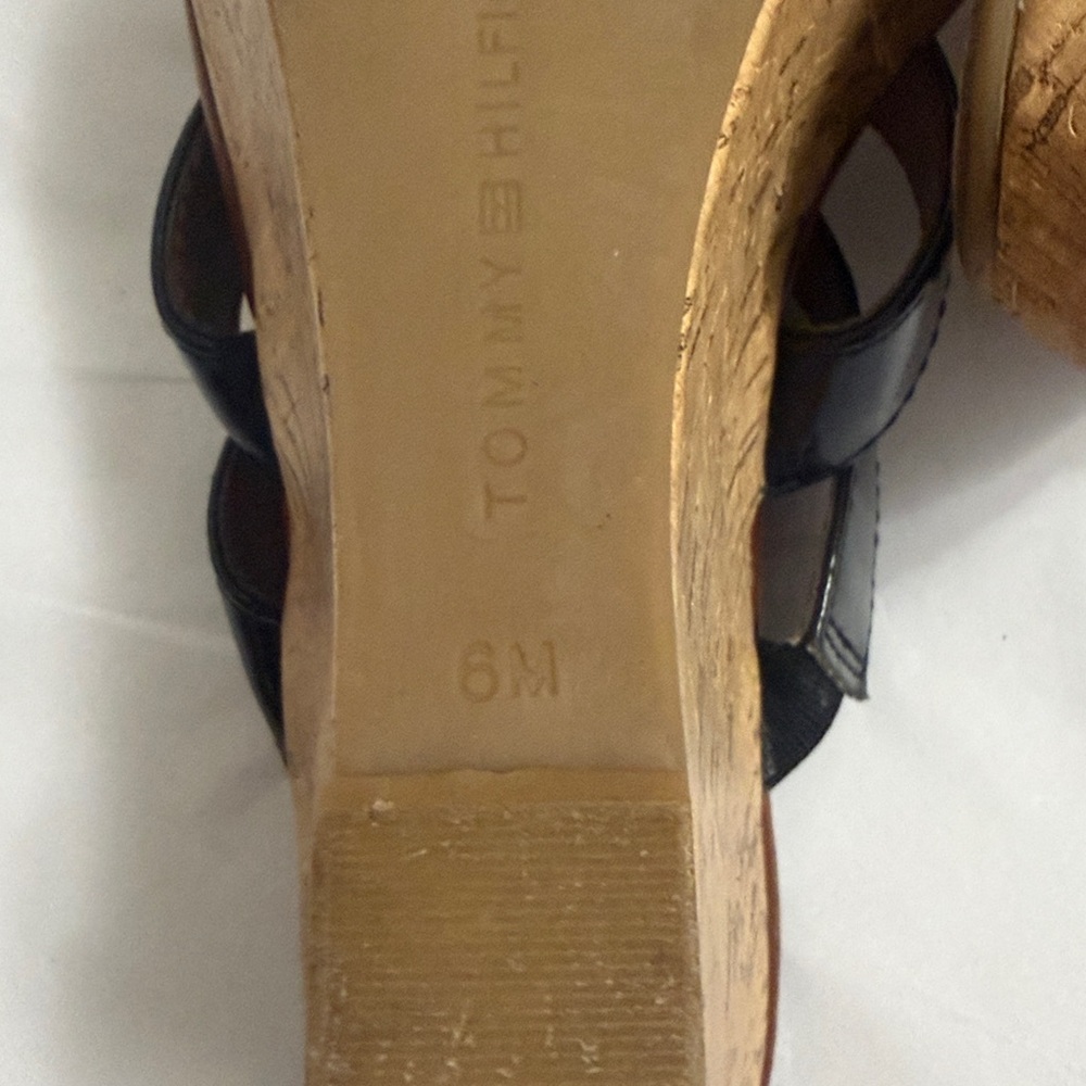 Tommy Hilfiger Women's Black and Tan Sandals - Picture 9 of 9